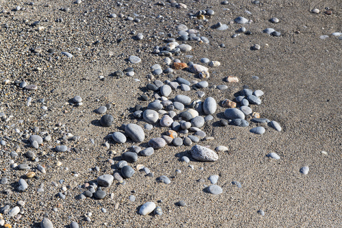 Strand (Sand und Steine) bei Loutro, Südküste von Kreta, Griechenland