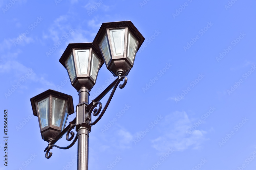 Street lamp
