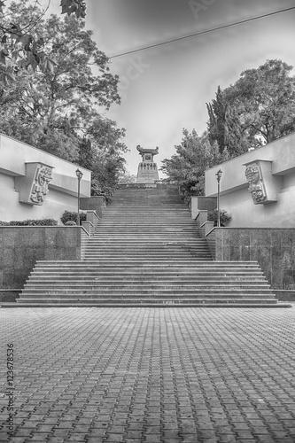 Φωτογραφία Scenic staircase to the Monument to Alexander Kazarsky, Sevastop
