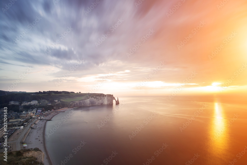 Fototapeta premium Etretat cliffs in Normandy, France