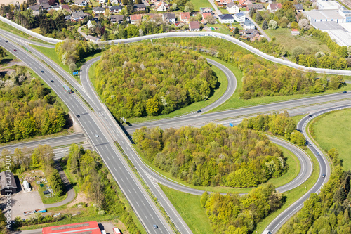 Straßenkreuz von oben