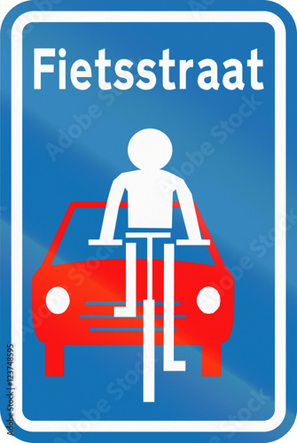 Belgian regulatory road sign - Beginning of Fietsstraat (bicycle boulevard) photo