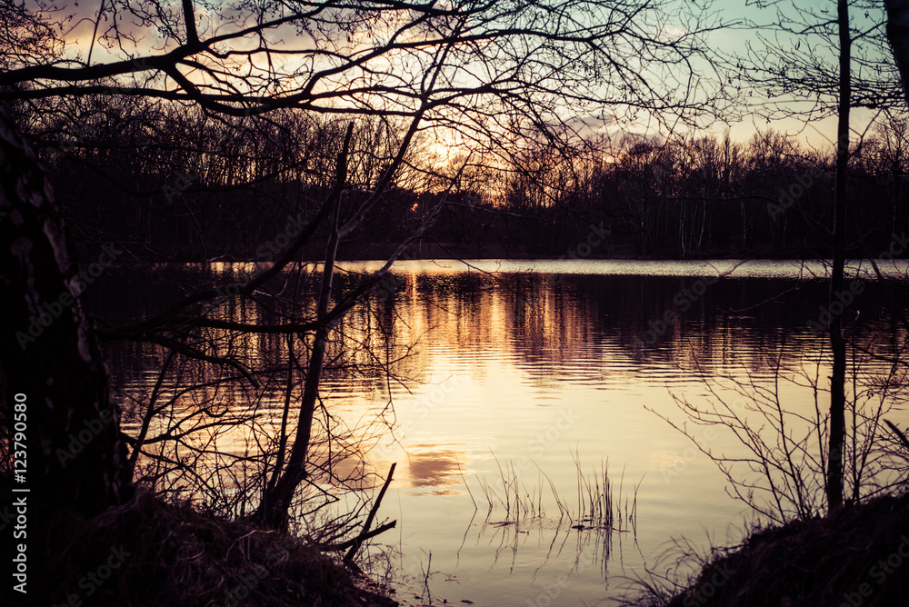 Sonnenuntergang am Ellisee Bremen Sonnenuntergang am Ellisee Bremen