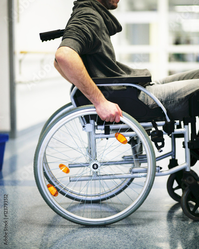 Rollstuhl in der Klinik