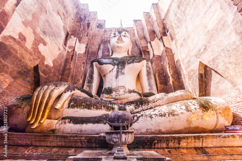 Wat Si Chum at Sukhothai Historical Park. photo