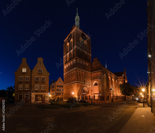 Panorama of The Church and houses in Gdansk © velishchuk