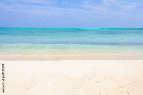 Fototapeta Naklejka Na Ścianę i Meble -  White sand beach on Cayo Levisa Island in Cuba