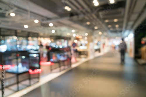 Abstract blur beautiful luxury shopping mall and retails store i © topntp
