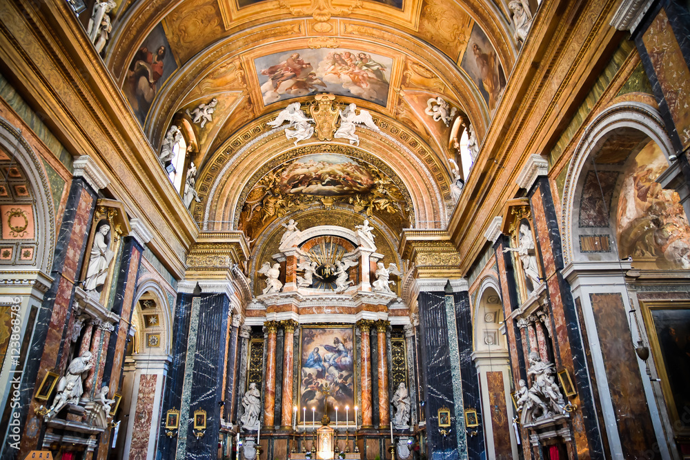 Obraz premium L'église Chiesa di Gesù e Maria à Rome