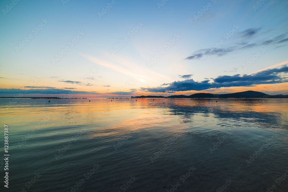 Obraz premium Alghero shoreline at dusk