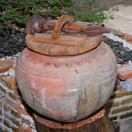 Wallpaper Mural earthen jar in the garden,earthen water jar,garden props, Torontodigital.ca