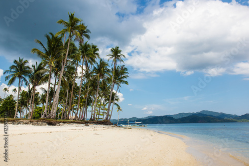 Tropical island - Malapacao  Island,El-Nido ,Palawan,Philippines © naiveangelde