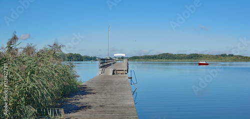 Wallpaper Mural Seebrücke von Rechlin am Müritzsee in der Mecklenburgischen Seenplatte,Mecklenburg-Vorpommern,Deutschland Torontodigital.ca