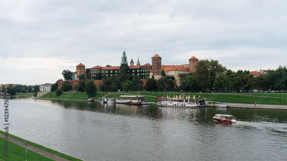 Wawel Castle and Vistula river in Krakow, Poland . Wawel Castle and Vistula river in Krakow, Poland .