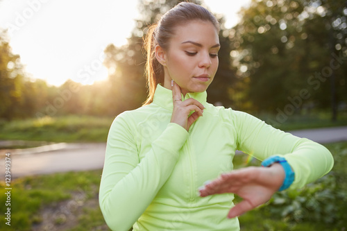 Checking pulse before jogging
