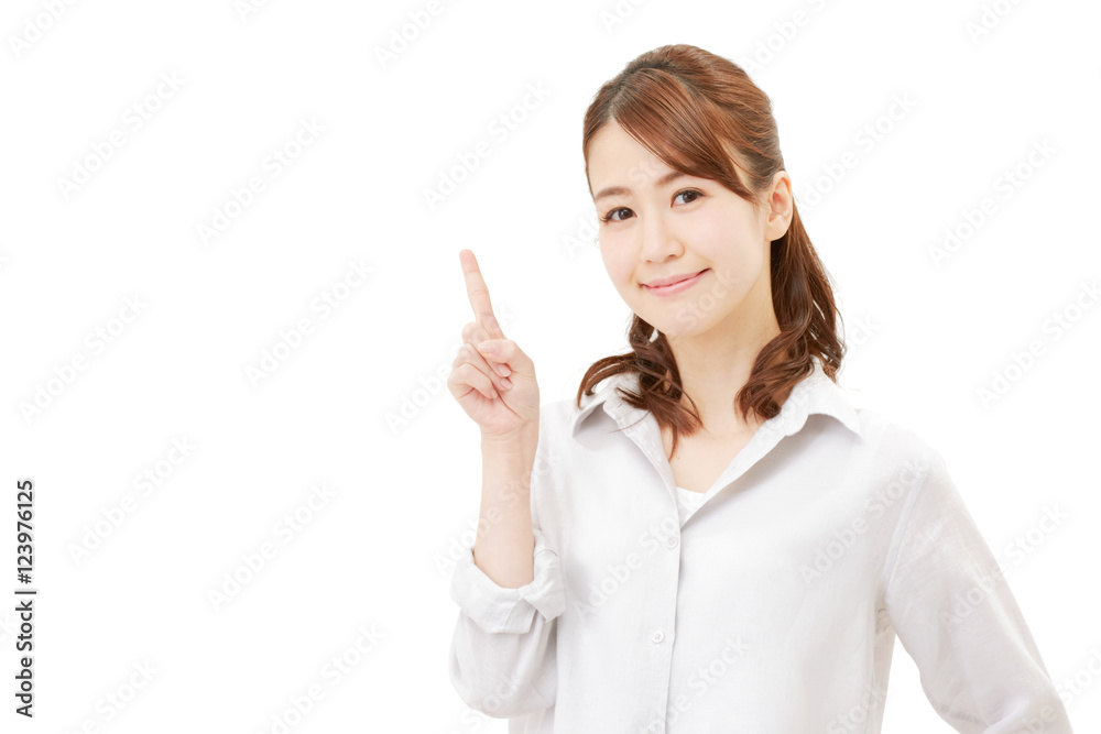 女性 指差し 私服 女性 指差し 私服