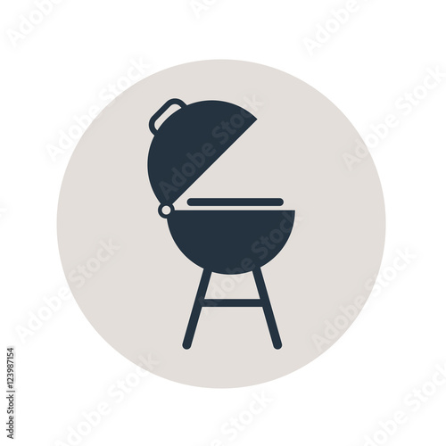 .Icono plano barbacoa en circulo gris
