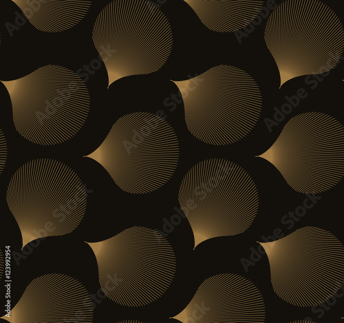 simple graphic petals seamless in gold and black