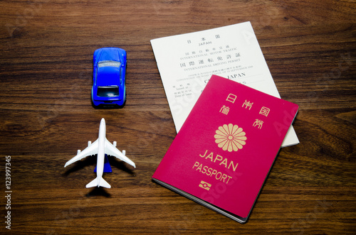 国際免許と海外旅行イメージ