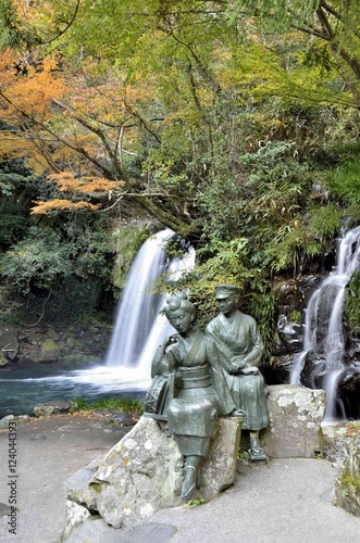 静岡県賀茂郡河津町、河津七滝のひとつ・初景滝(しょけいだる)です。