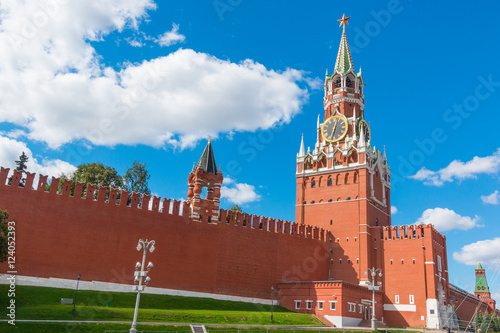 Fototapet Spasskaya Tower of Kremlin in Moscow