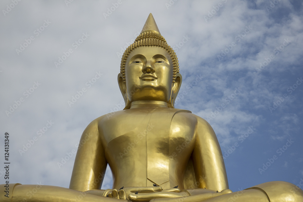 Big golden Buddha statue