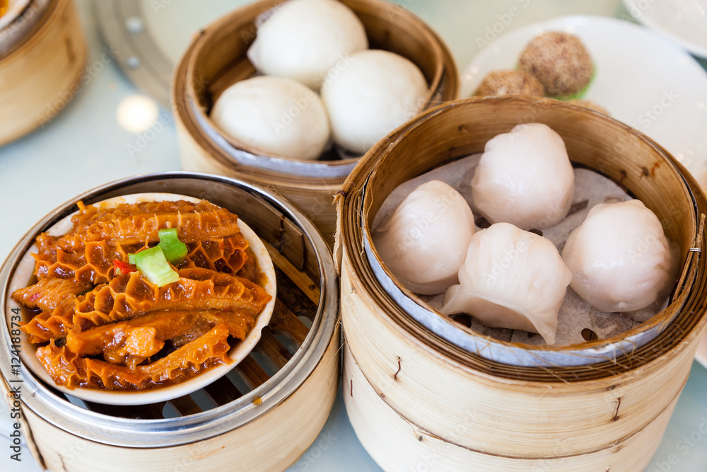 Chinese Dim Sum in Bamboo Steamer Chinese Dim Sum in Bamboo Steamer