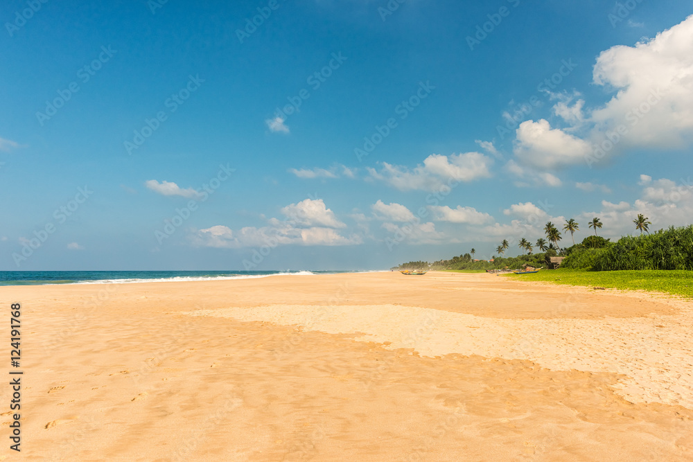 Tropical beach with wave in Sri lanka. Tropical beach with wave in Sri lanka.