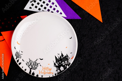 Blank halloween plate.