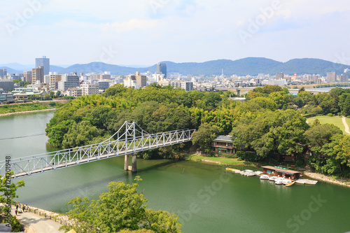 岡山城 -天守からの後楽園・岡山市市街地-