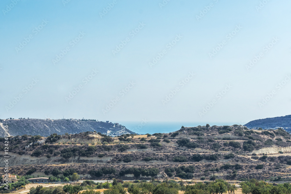 Вид на горную гряду , Кипр.