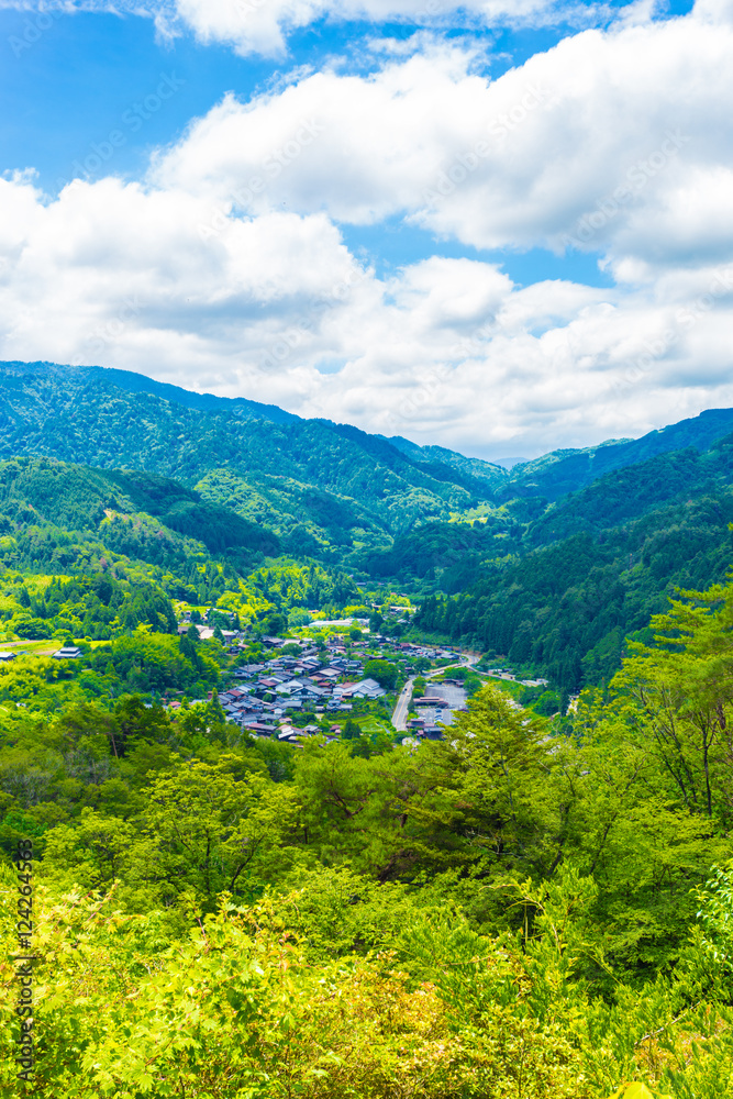 Fototapeta premium Tsumago Castle Grounds View Landscape V