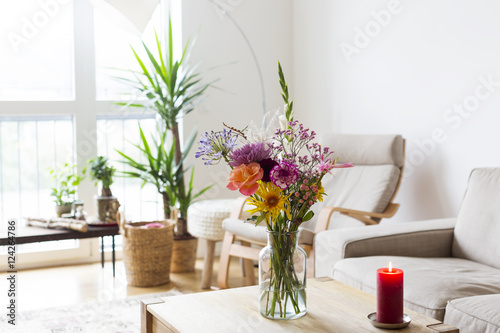 Home Sweet Home, Floral arrangement