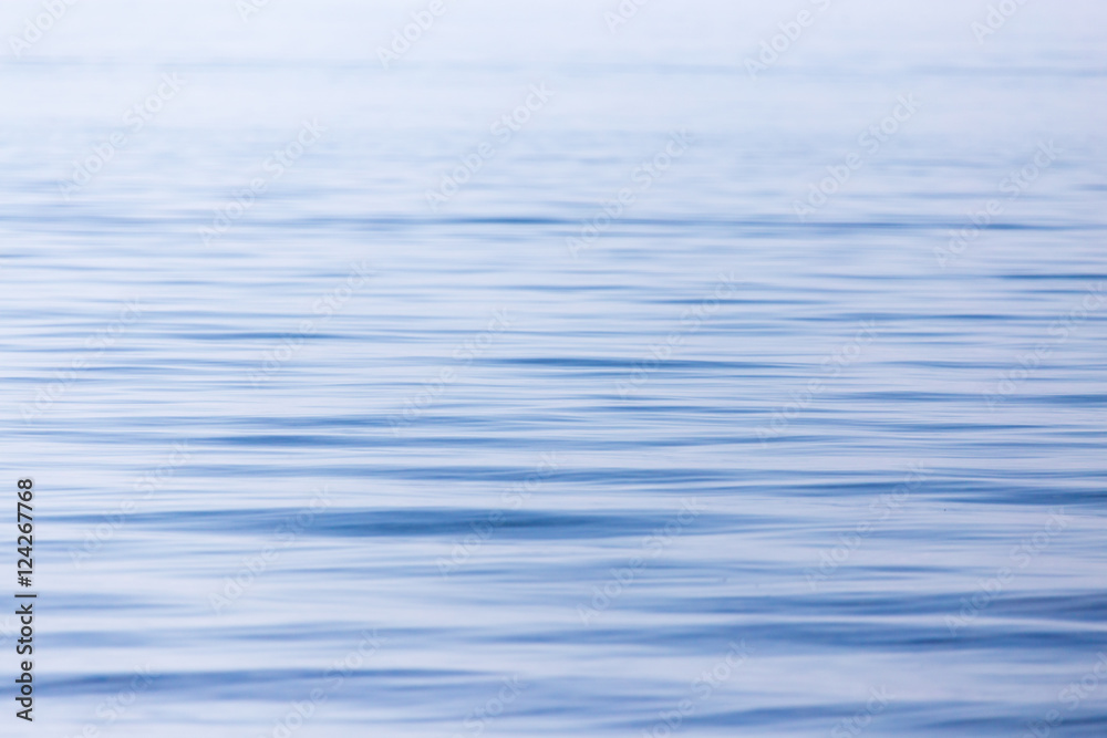 Naklejka premium expanse of water in the lake as a backdrop