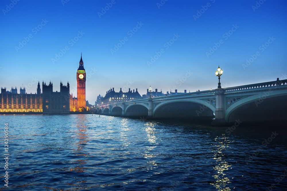 Naklejka premium Big Ben and Westminster at sunset, London, UK