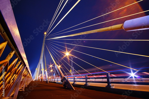 Fototapeta Naklejka Na Ścianę i Meble -  Rama VIII Bridge