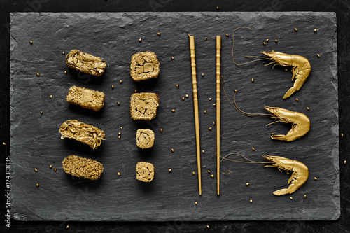 Luxury Golden Sushi Set