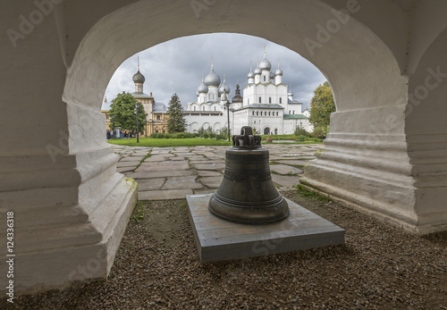 The bell in the arched vault.