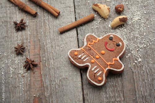 Christmas gingerbread cinnamon, Christmas decorations, tea, beads, Santa's sleigh. beautiful festive dessert.