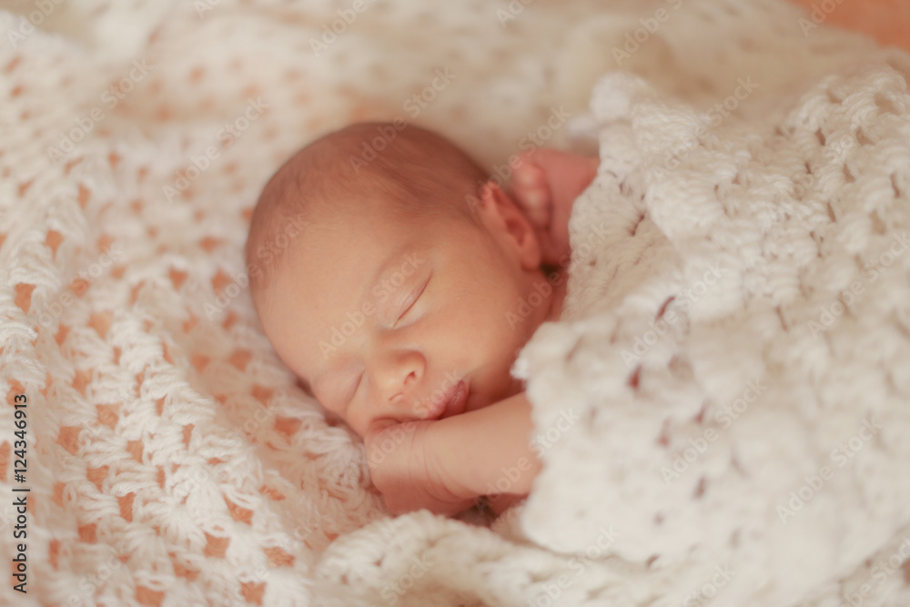 amazing little baby sleeps alone in bed amazing little baby sleeps alone in bed