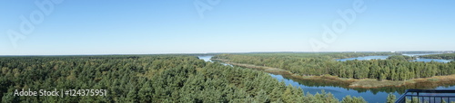 Landschaft / Panorama Aufnahme einer Landschaft mit Wasser