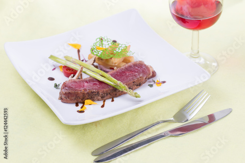 Beef Steak and wine