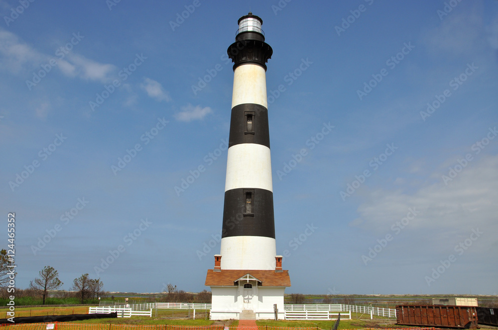 Bodie Island Lighthouse and keeper's quarters in Cape Hatteras National Seashore, south of Nags Head, North Carolina, USA