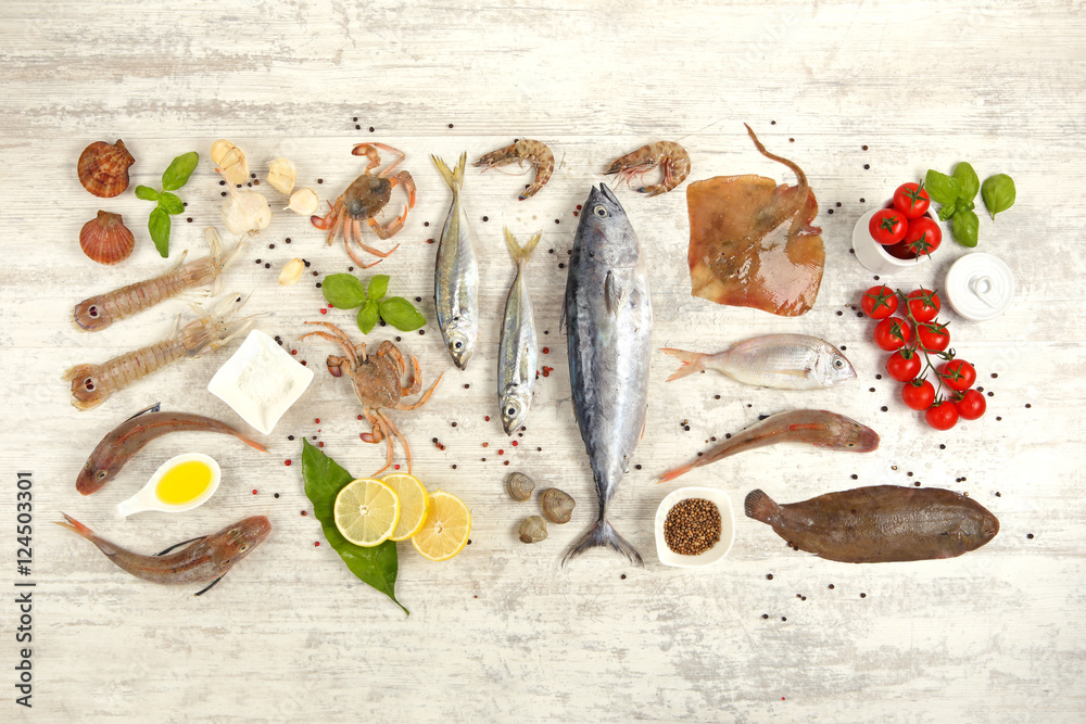 Fresh fish and other seafood foto de Stock Adobe Stock