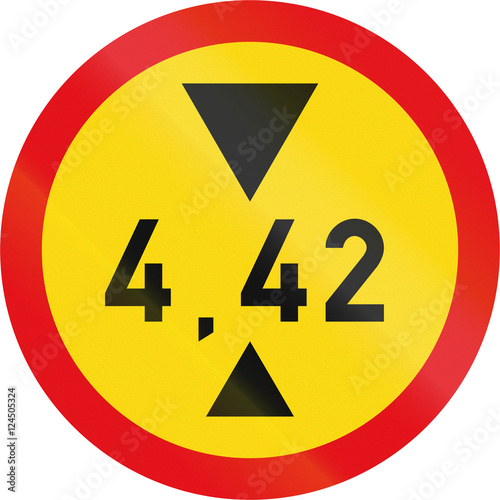 Free Download Temporary road sign used in the African country of Botswana - Vehicles exceeding 4.42 metres in height prohibited - GFXLoad
