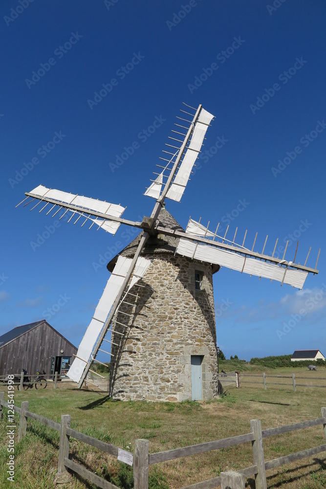 Bretagne, Windmühle an der Pointe du Van
