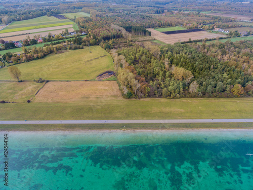 Luftbild Drohnenflug über See photo