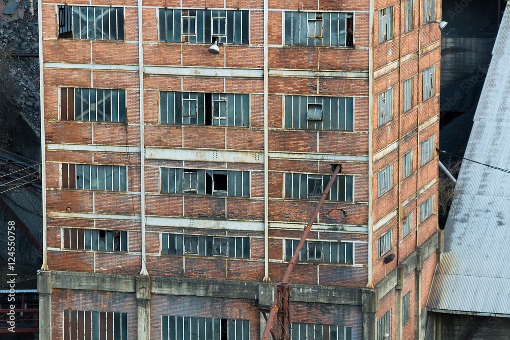 Antiguo Edificio en Mina de Carbon