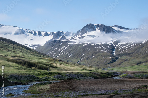 Auf Island: Berge bei Siglufjördur