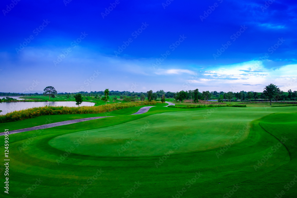 Landscape beautisul green golf links  and blue sky